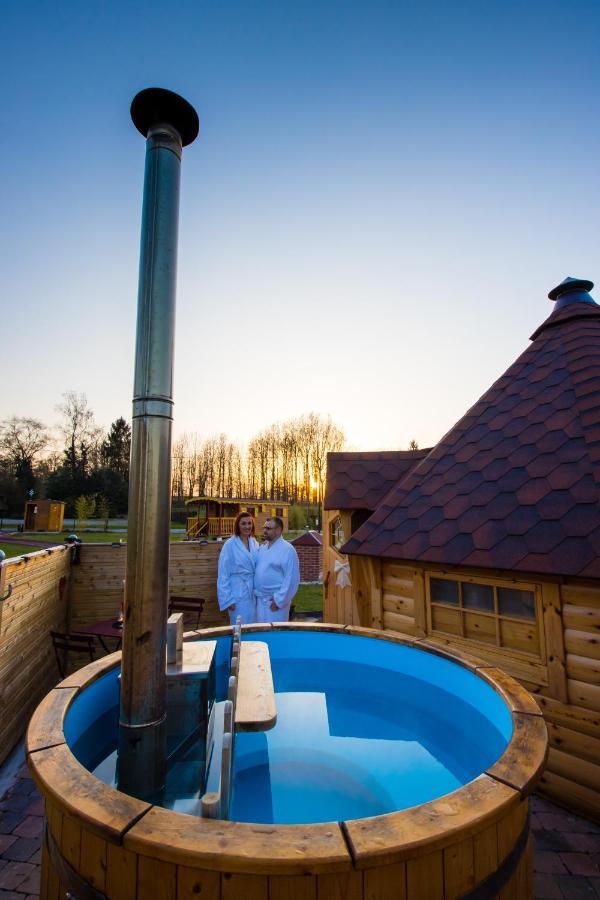 Kota Scandinave Avec Son Bain Nordique Privatif - Gite Du Moulin 62130 Pierremont Bagian luar foto